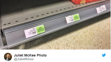 Στην «κατάψυξη» η Ευρώπη: Αδειάζουν τα ράφια των σούπερ μάρκετ στη Βρετανία, λόγω του χιονιά