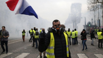 Η Γαλλία ανακαλεί τον πρεσβευτή της από τη Ρώμη 