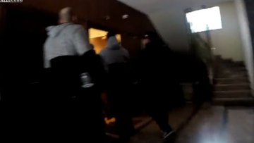 Ρουβίκωνας: Βίντεο από την εισβολή σε δικηγορικό γραφείο - «Τέρας» ψυχραιμίας η υπάλληλος