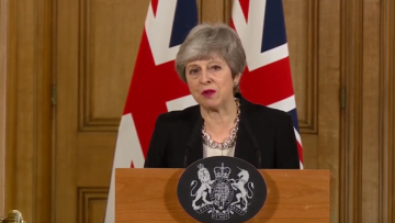 Brexit: Εξέγερση των Τόρις για τη «συνεργασία» Μέι με τον «μαρξιστή» Κόρμπιν 