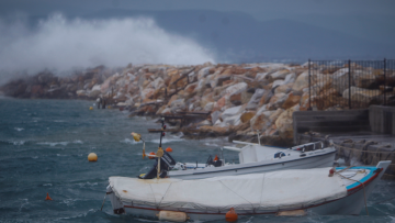 Χαλάει ο καιρός το Σαββατοκύριακο με βροχές, καταιγίδες και ισχυρούς ανέμους 