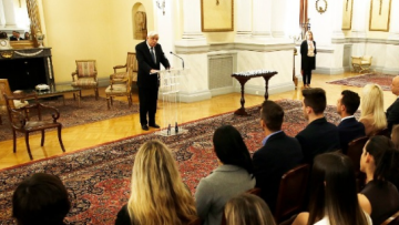 Παυλόπουλος: Οι αθλητές με ολυμπιακές υποτροφίες πρότυπα αριστείας για τη νέα γενιά