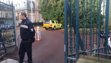 Γαλλία: Πυροβολισμοί στο δημαρχείο της πόλης Ντρο 