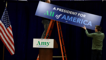 Εκλογές Δημοκρατικών: Θρίλερ με την ψηφοφορία - Καθυστερούν τα αποτελέσματα για «ποιοτικούς ελέγχους»