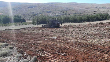 Μεταναστευτικό:  Στο φουλ οι μηχανές για τις κλειστές δομές - Απεργία στα νησιά του ανατολικού Αιγαίου