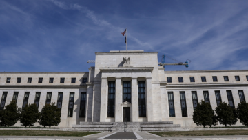 Χρειάστηκε ένας κορωνοϊός για να φέρει αρνητικά επιτόκια και στις ΗΠΑ