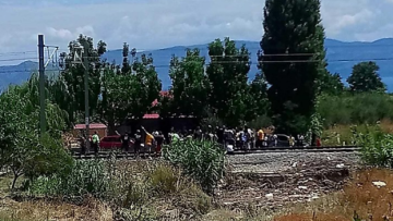 Νεαρός Ρομά παρασύρθηκε από τον Προαστιακό - Επεισόδια από συγγενείς του 