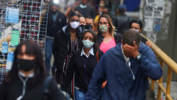 Κορωνοϊός: Ασυμπτωματικοί ασθενείς μπορεί να μεταδίδουν τον ιό ακόμη και χωρίς φυσική επαφή