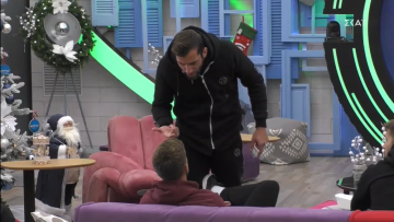 Big Brother - Κεχαγιάς σε Βαρουξή: Είσαι χαζός, τρύπας και ηλίθιος