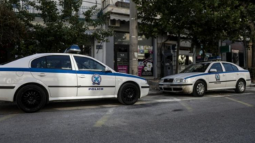 Θεσσαλονίκη: Εξιχνιάστηκε ληστεία σε βάρος ηλικιωμένης -Της άρπαξε 1.800 ευρώ και την κάρτα ανάληψης