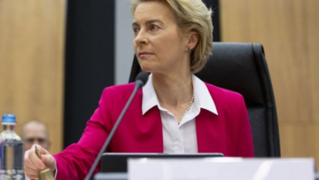 Εμβόλιο για τον κορωνοϊό - Ούρσουλα φον ντερ Λάιεν: Ο εμβολιασμός θα ξεκινήσει σύντομα, διαμηνύει η πρόεδρος της Κομισιόν