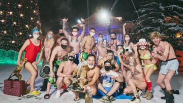 Υπαίθριο πάρτι με... μπικίνι στη Σιβηρία, στους -39 βαθμούς Κελσίου! (Βίντεο)