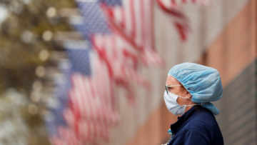 Πανδημία-ΗΠΑ: Ο απολογισμός των θυμάτων ξεπέρασε τον αριθμό των νεκρών της χώρας στον 2ο Παγκόσμιο Πόλεμο