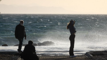 Καιρός: Πολλές βροχές το Σάββατο - Θερμοκρασίες στα ύψη στην Κρήτη, κρύο  στη βόρεια Ελλάδα 