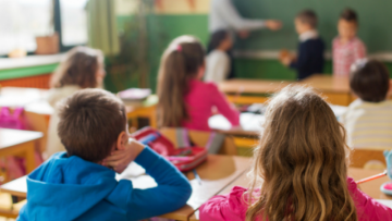 Σχολεία: Πρώτο κουδούνι αύριο Πέμπτη με αγιασμό και νέα βιβλία - Πρώτη ημέρα μαθημάτων την Παρασκευή
