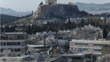 Σε παράταση ο «ιερός πόλεμος» γύρω από την Ακρόπολη