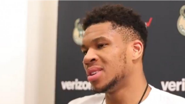  Αντετοκούνμπο: «Πονούσα, είναι η πρώτη φορά που αποδέχτηκα πως έπρεπε να μείνω εκτός» (vid)