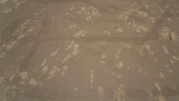 NASA: Οι πρώτες εντυπωσιακές και έγχρωμες εικόνες από τον πλανήτη Άρη