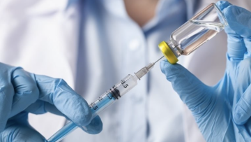 Βρετανία: Πάνω από 15 εκατομμύρια έχουν λάβει και τις δύο δόσεις - Μόνο 14 θάνατοι το τελευταίο 24ωρο