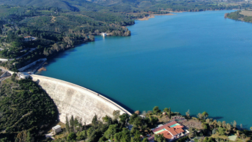 Κίνηση στους δρόμους: Κλειστή τη Δευτέρα από τις 06:00 η λεωφόρος Μαραθώνος κοντά στο φράγμα, λόγω εργασιών 