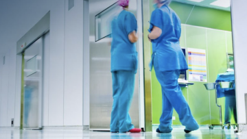 Ισπανία: Βρέφος δύο μηνών σώθηκε χάρη σε πρωτοποριακή μεταμόσχευση καρδιάς