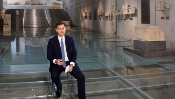 Άνοιγμα τουρισμού - Θεοχάρης στο γαλλικό πρακτορείο: Προτεραιότητα η υγειονομική ασφάλεια των τουριστών