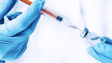 Eμβολιασμός: Ποιες παρενέργειες πρέπει να μας ανησυχήσουν