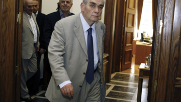 Novartis: Νέα διαφωνία για τον τρόπο κατάθεσης των κουκουλοφόρων μαρτύρων