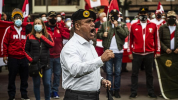 Περού: Απόστρατοι διαδηλώνουν εναντίον της «νοθείας» στις προεδρικές εκλογές - Δείτε βίντεο