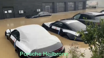 Video: Η Ψυχρή Λίμνη έθαψε ολοκαίνουργιες Porsche και Audi...