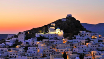 Χρυσοχοΐδης: Ορατός ο κίνδυνος να «κλείσει» η Ίος