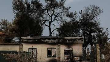 Φωτιές 2021: Αυξημένη κατά 450% η καμένη έκταση στην Ελλάδα, σύμφωνα με το meteo - Δείτε χάρτες 