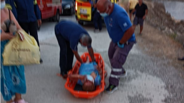 Σύρος: Λουόμενη τραυματίστηκε στα βράχια στον Μέγα Γιαλό – Την απεγκλώβισε η πυροσβεστική