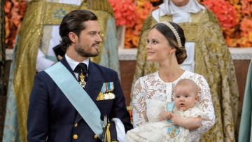 Σουηδία: Βάφτισαν το τρίτο τους παιδί ο πρίγκιπας Καρλ και η πριγκίπισσα Σοφία