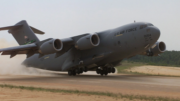 Αφγανιστάν: Μία θηριώδης σανίδα σωτηρίας από τον… ουρανό