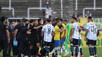 Βραζιλία-Αργεντινή: Η οριστική διακοπή του αγώνα λόγω... κορωνοϊού, οι κατηγορίες για πλαστογραφία και ο αντίλογος - Δείτε βίντεο