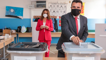 Σκόπια: Ζητούν από τον Ζάεφ να ξανασκεφτεί την παραίτηση από την πρωθυπουργία