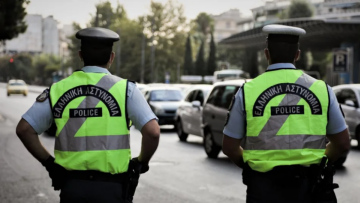 Σαρωτικοί έλεγχοι της ΕΛ.ΑΣ. για την τήρηση των μέτρων - 255 παραβάσεις και 4 συλλήψεις χθες