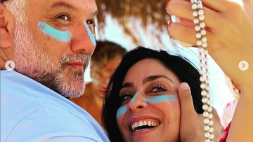 Η Νάνσυ Αντωνίου ανέβασε καλοκαιρινές φωτογραφίες με τον Γρηγόρη Αρναούτογλου