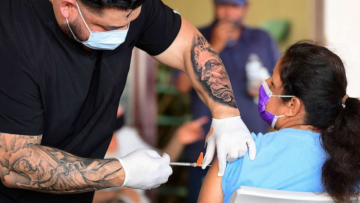 Παραλλαγή Όμικρον: Απολύτως αναγκαίες οι ενισχυτικές δόσεις των εμβολίων, σύμφωνα με αμερικανική μελέτη