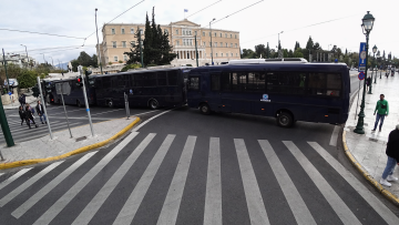 Κίνηση στους δρόμους - Επέτειος Πολυτεχνείου: Κλειστές Β.Σοφίας, Β.Αμαλίας, Σταδίου - Σε εξέλιξη οι εκδηλώσεις