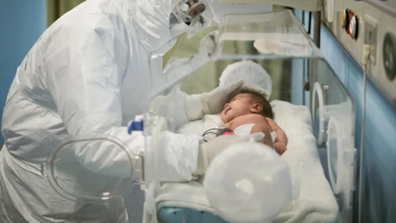 Πάτρα: Διασωληνωμένο με κορωνοϊό βρέφος δύο μηνών