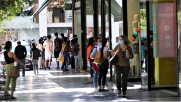 Nέα μέτρα: Αλλάζει το ωράριο στα εμπορικά καταστήματα