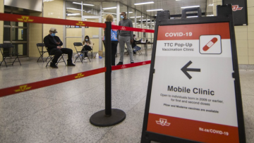 Κρούσματα της μετάλλαξης Όμικρον εντοπίστηκαν και στον Καναδά