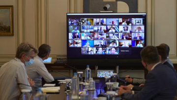 Συνεδριάζει αύριο στις 11:00 μέσω τηλεδιάσκεψης το υπουργικό συμβούλιο 