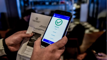 Covid Free Gr Wallet: Πώς θα «ανεβάσετε» την ταυτότητά σας στη νέα έκδοση της εφαρμογής, δείτε βίντεο
