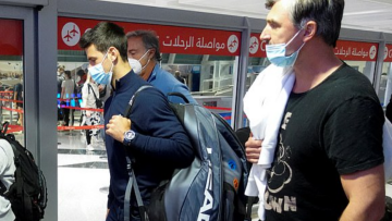 Ο Νόβακ Τζόκοβιτς αφίχθη στο Ντουμπάι μετά την απέλασή του από την Αυστραλία