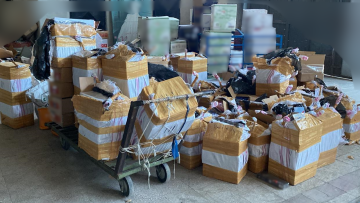 Ημαθία: Αστυνομικός σκύλος «ξετρύπωσε» λαθραία καπνικά προϊόντα και παράνομα φυτοφάρμακα