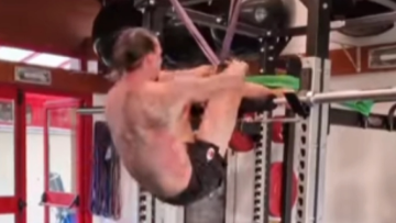 Βίντεο: Ο 40χρονος Ιμπραΐμοβιτς γυμνάζεται σε στυλ... Ράμπο