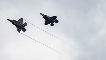 Εισβολή στην Ουκρανία: Στην αντεπίθεση οι ΗΠΑ - Πού έφτασαν τα πρώτα αμερικανικά F-35